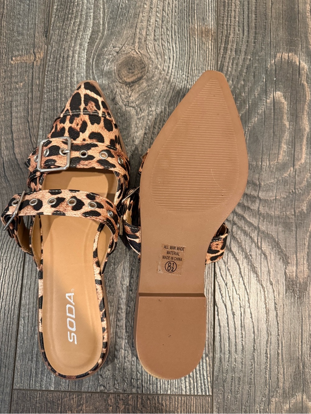 Soda Leopard Print Pointed Toe Buckle Mules - Brown & Black